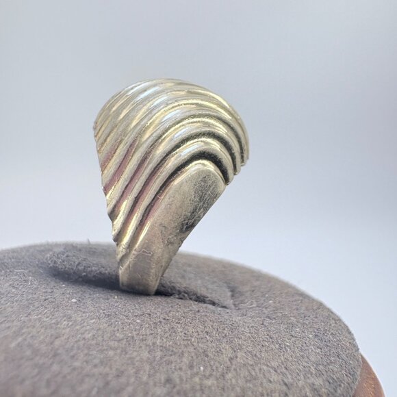 VTG Solid Sterling Silver 925 Small Twist Design Dome Ring Size 4.75 - Picture 2 of 8